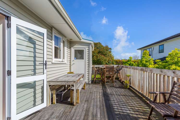 49a Matipo Road Te Atatu Peninsula_11