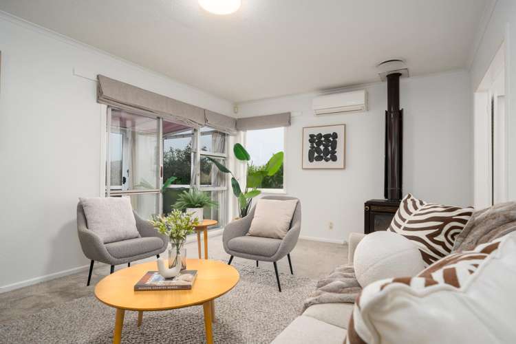 128 Helston Road Paparangi_10