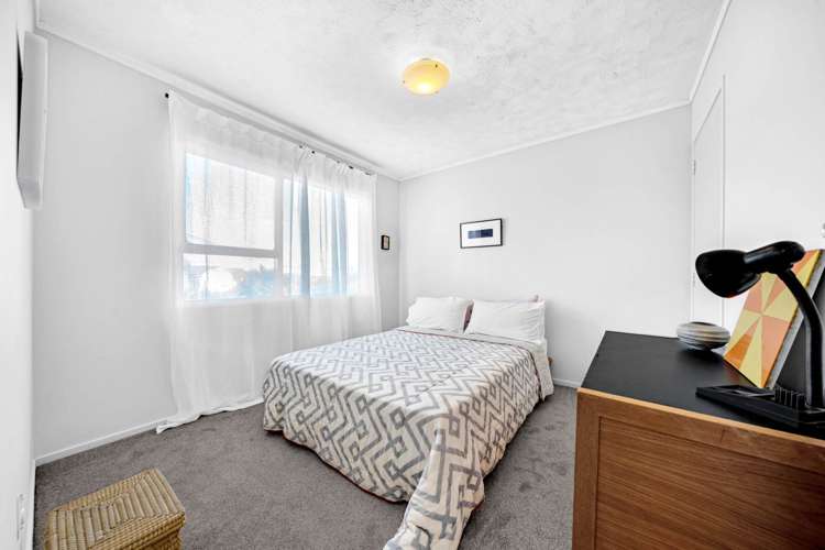 2/151 Blockhouse Bay Road Avondale_15