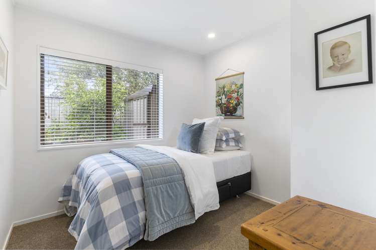 2/91 Kiwi Road Point Chevalier_8