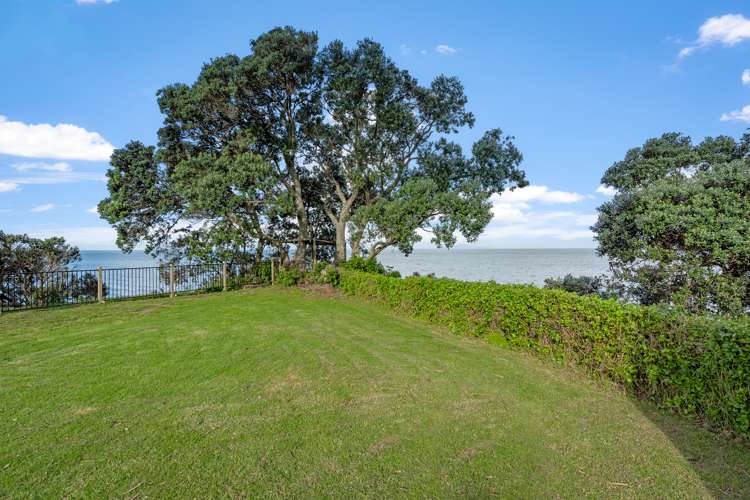 881 Whangaparaoa Road Manly_17