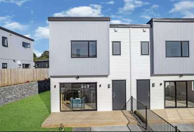 44A & 44B Crestview Rise_2