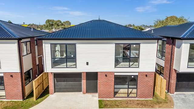 2/30 Sharland Avenue Manurewa_1