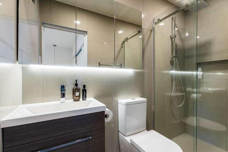 43 Kiwi Road Point Chevalier_10