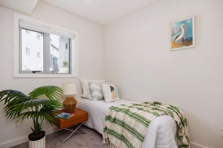 1/2 Western Springs Road Kingsland_15