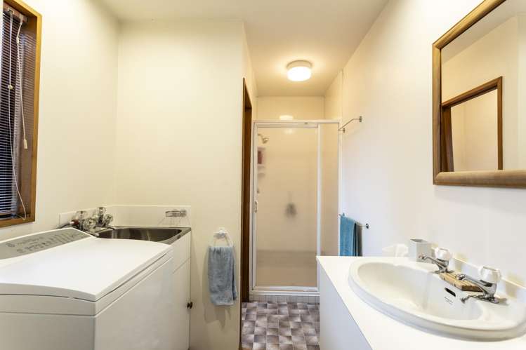 47 Pitcairn Crescent Bryndwr_24