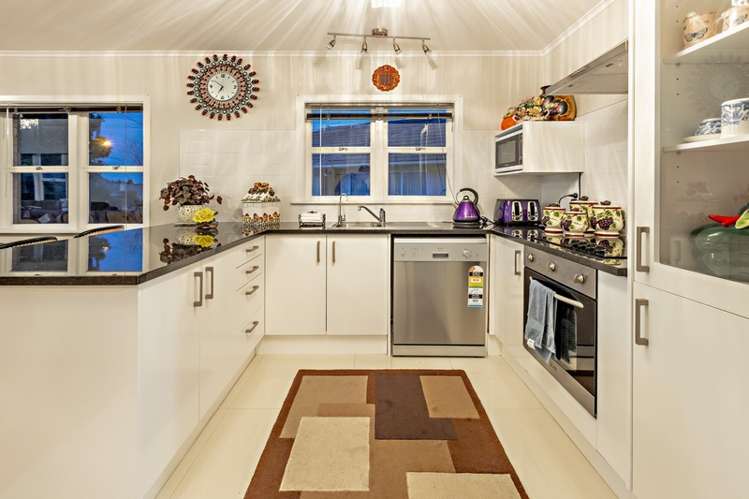 142 Russell Road Manurewa_12