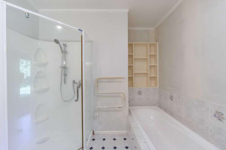 52 Enderley Avenue Enderley_11
