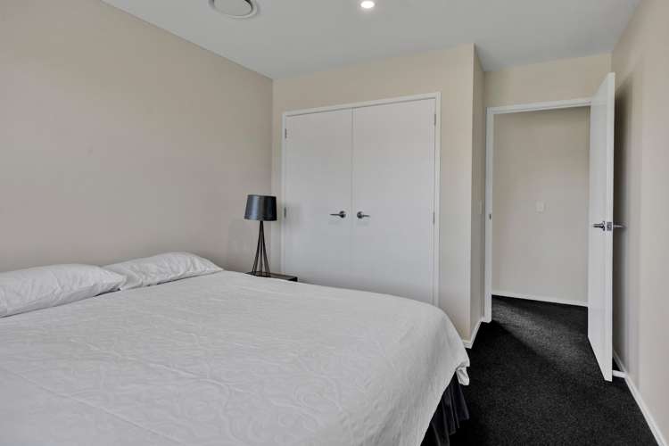 10 Mercade Close Stratford_16