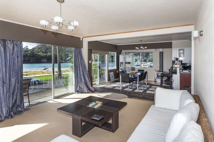 16 The Esplanade Tairua_7