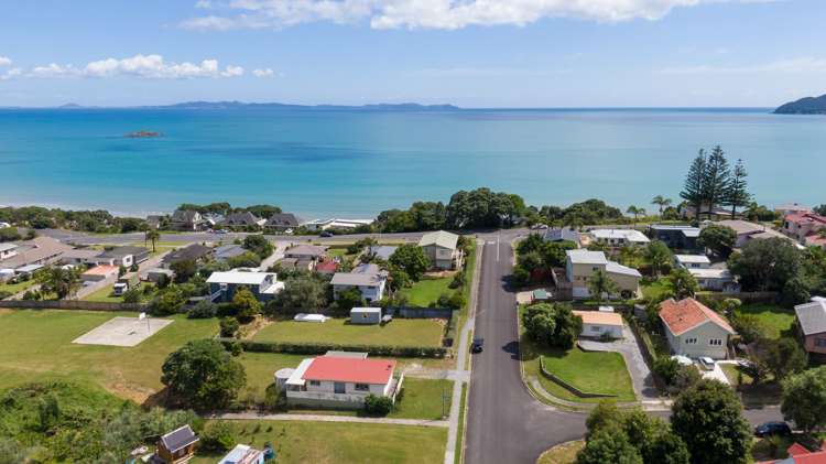 6 Paradise Road Coopers Beach_23