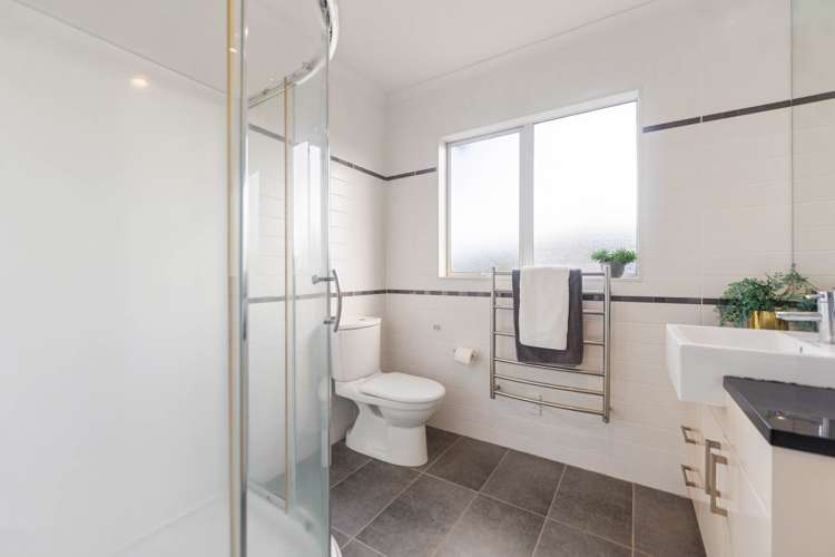 44 Newbury Place Schnapper Rock_14
