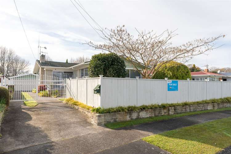 33 De Vere Crescent_0