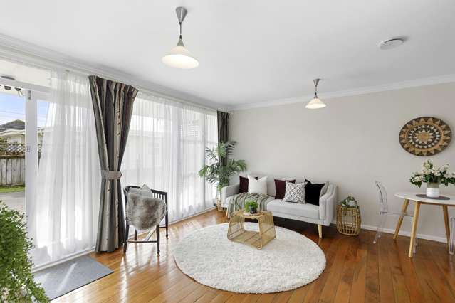 2/1 Saulbrey Grove Woburn_3