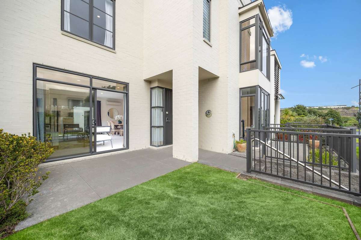 80 Bluegrey Avenue_1