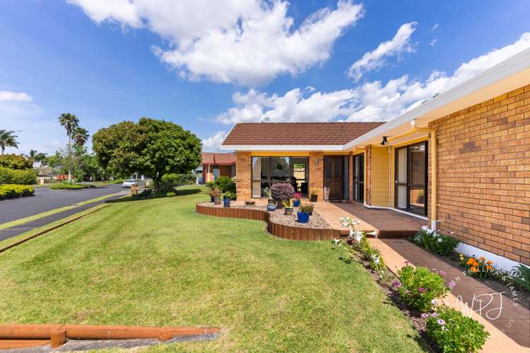 99 Rushgreen Avenue Pahurehure_17