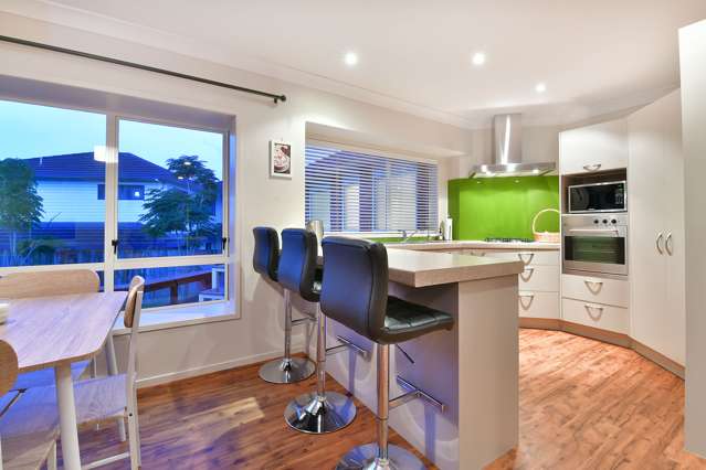 12 Astor Place Orewa_3