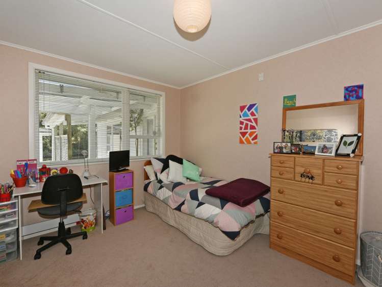 87 Holdsworth Avenue Trentham_7