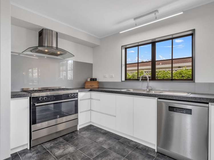 14 Hikurangi Street Whakatane_12