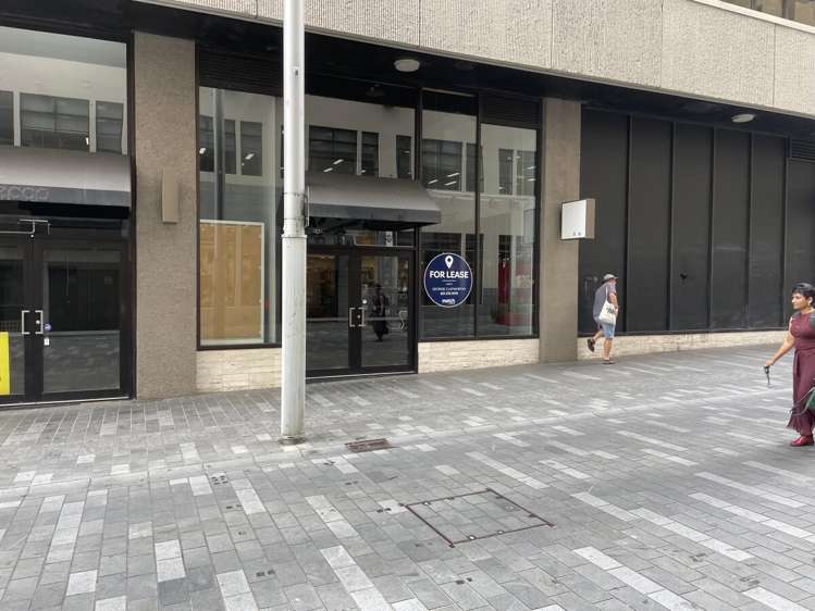 8 Jean Batten Place City Centre_1