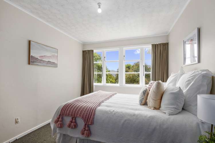 48 Wilkie Crescent Naenae_8