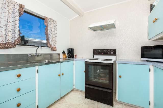 1/66b Burundi Avenue Clendon Park_2