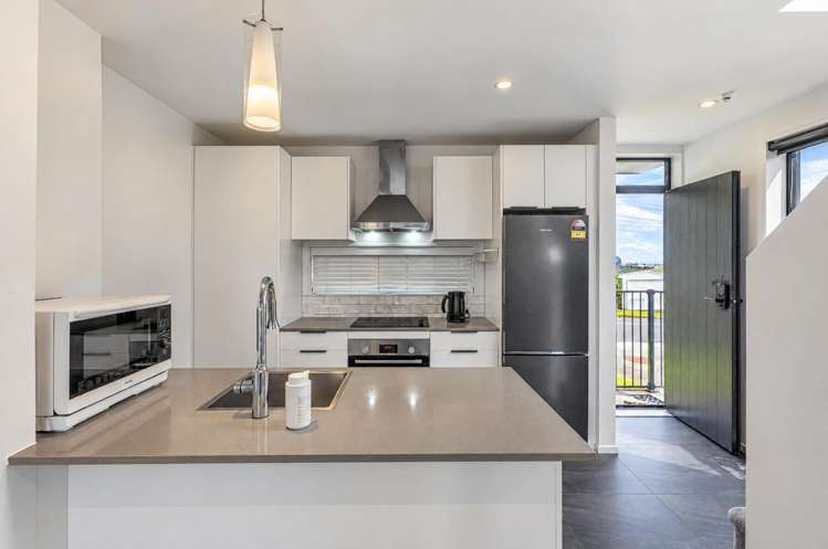 1/66 Roberton Road 10016_1
