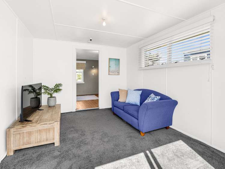 86 Rua Avenue Waitarere Beach_12