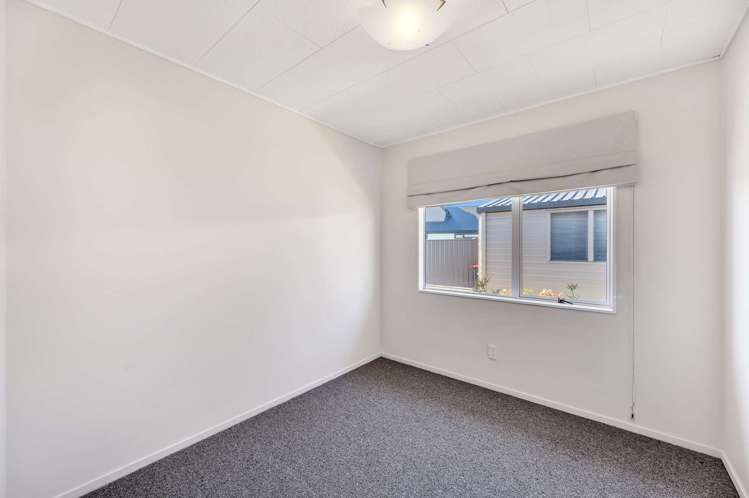 552 Kennedy Road Greenmeadows_7