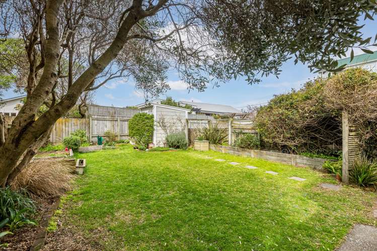 107 Onepu Road Lyall Bay_13
