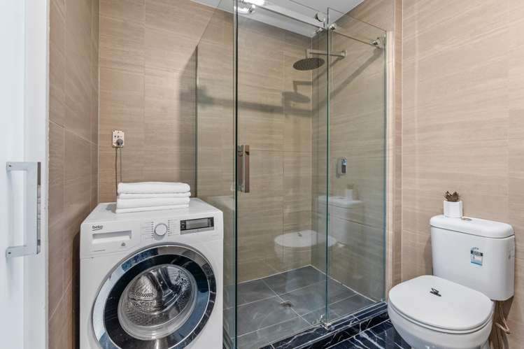 17/17 Lyon Avenue Mt Albert_16