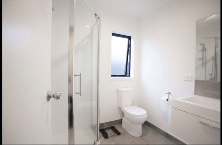 2/32 Borman Road Huntington_11