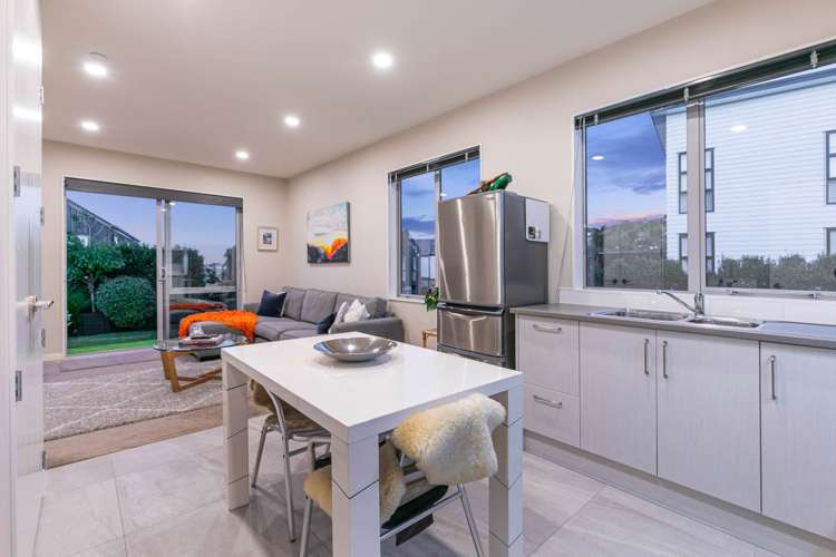 68 Colonial Drive Silverdale_14