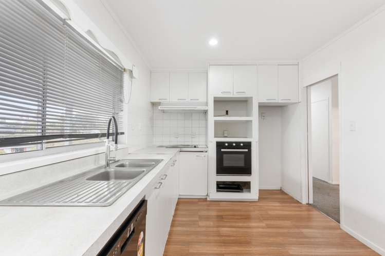 10 McMillan Place Mellons Bay_10