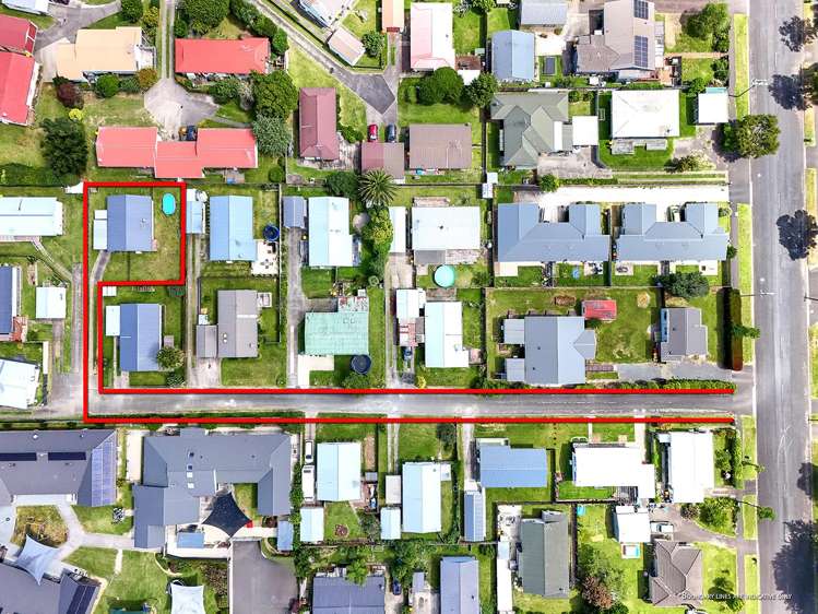 13 Gillett Lane Enderley_10