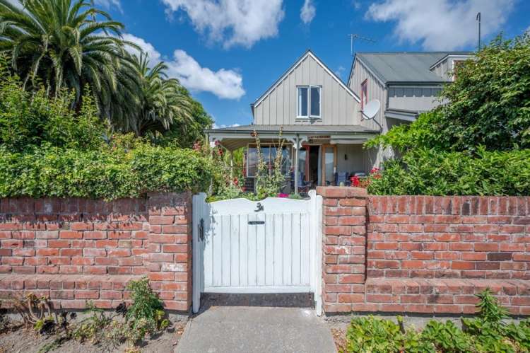 3a Beach Road Akaroa_1