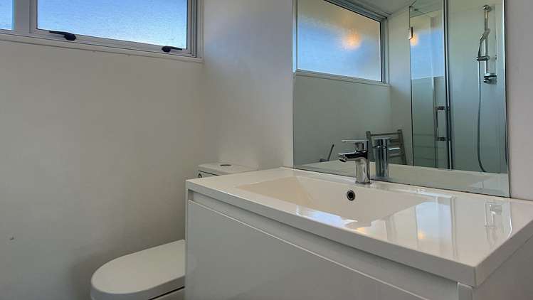 1/5 Aranui Rd Mount Wellington_9