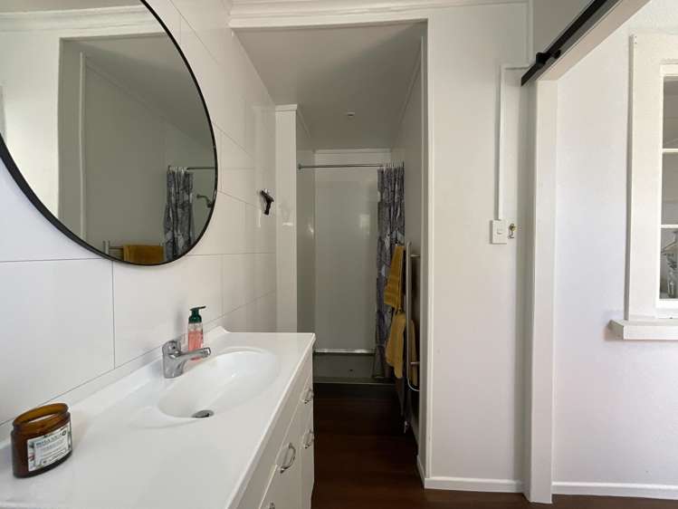 2/14 Karamu Street Strandon_6