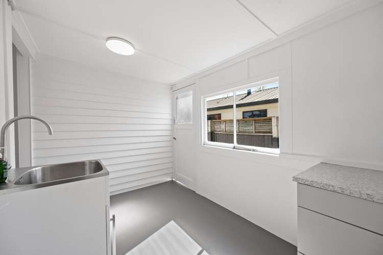 906a Churchill Street Akina_9