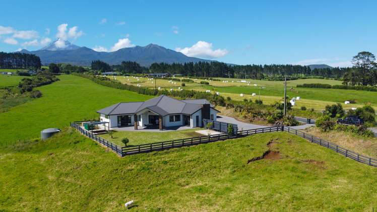 713 Plymouth Road Koru_22
