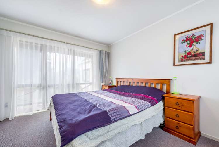 8 Austin Brave Place Favona_22