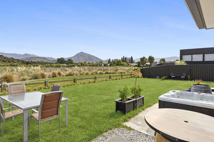 28 Sherwin Avenue Albert Town_18