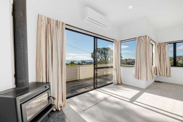 2/7 Colmar Road Mellons Bay_4