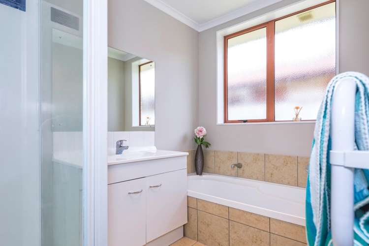 15 Ranch Place Pukekohe_8