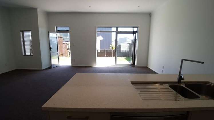 42 Buckley Avenue Hobsonville_1