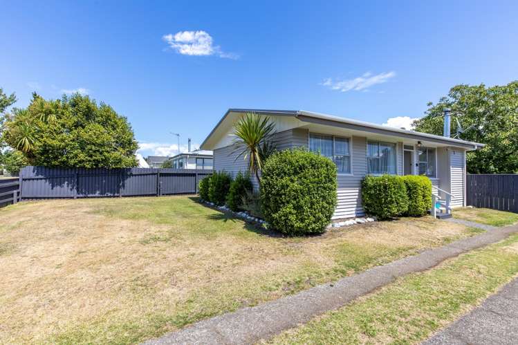 20 Runuku Grove Turangi_23