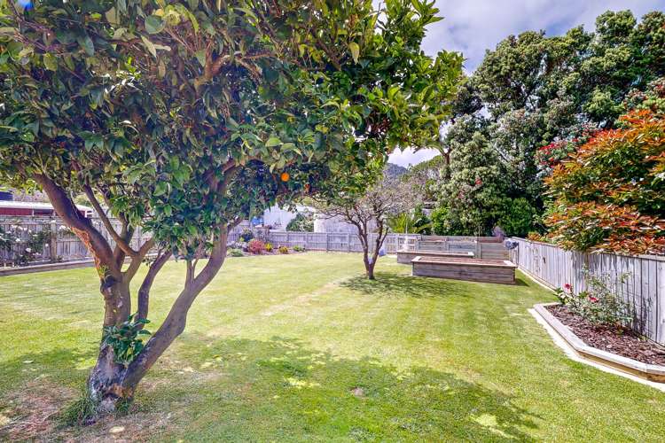 7 West Crescent Te Puru_29