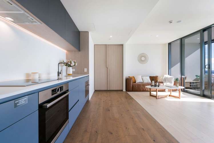 2603/10 Commerce Street City Centre_6