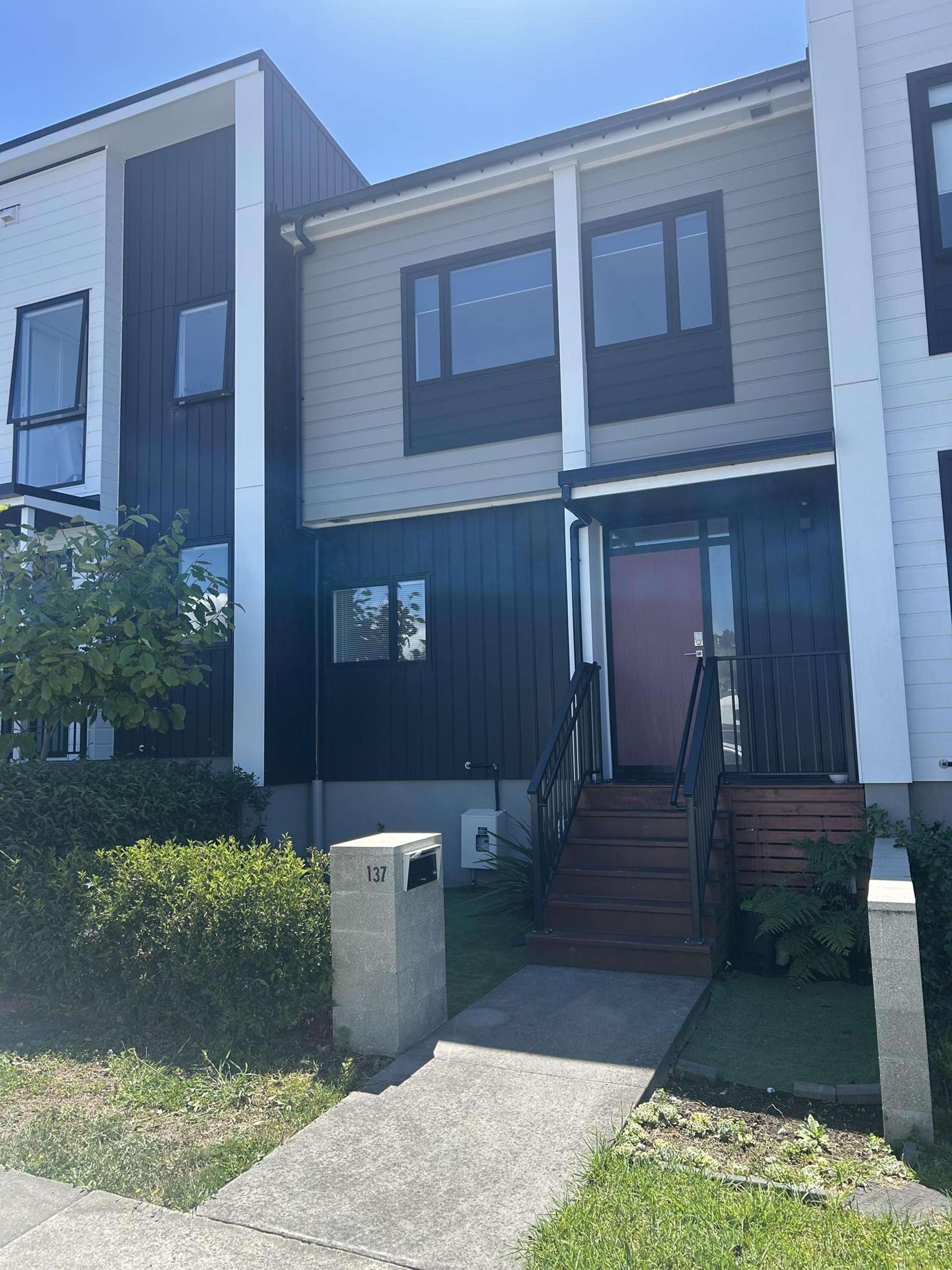137 Bonair Crescent Silverdale_0