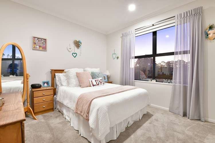 28 Celestial Crescent Orewa_10